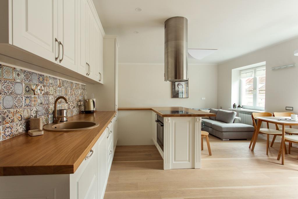 #Stayhere - Spacious 2Bdr Two Floor I Heart Of Old Town VNO Esterno foto