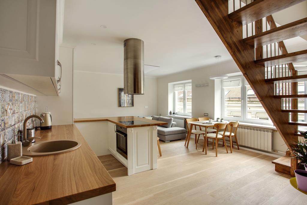 #Stayhere - Spacious 2Bdr Two Floor I Heart Of Old Town VNO Esterno foto